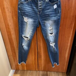 Distressed 29X27 skinny stretch jeans